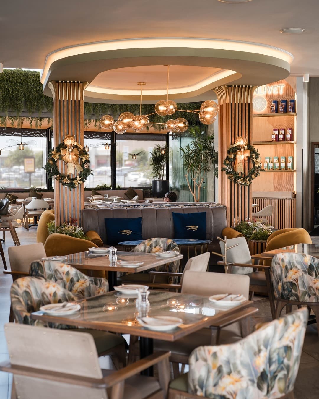 AMAN Kitchen Bar