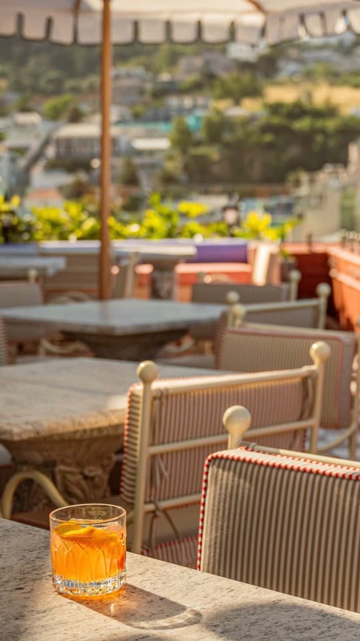 The Wes Bistro & Bar